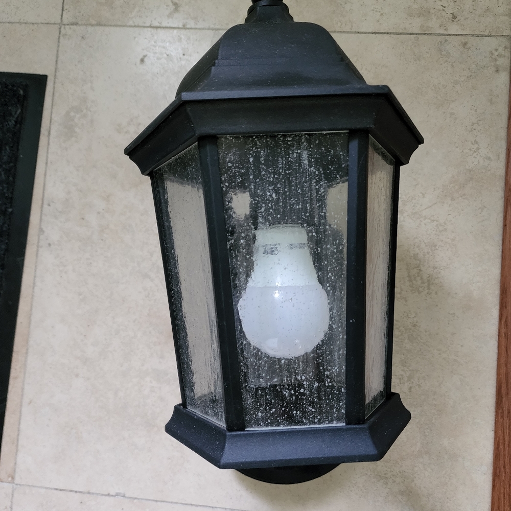 KUNA Surveillance Camera